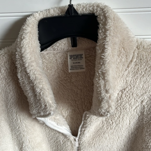 Pink Victoria Secret Sherpa - Picture 2 of 5